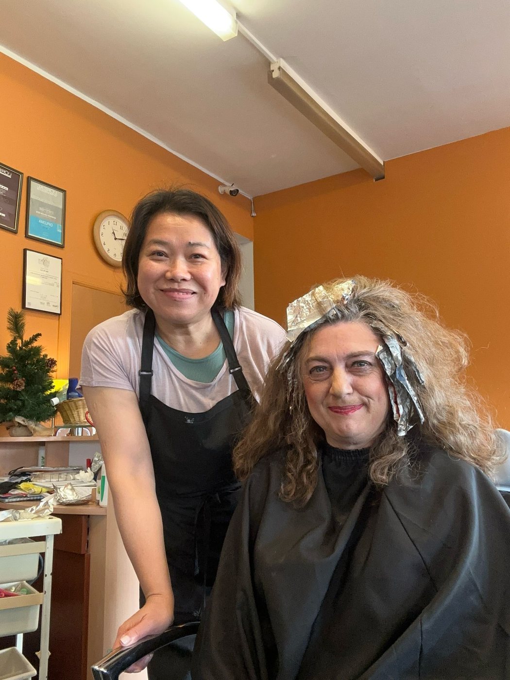 Hair colour & foils